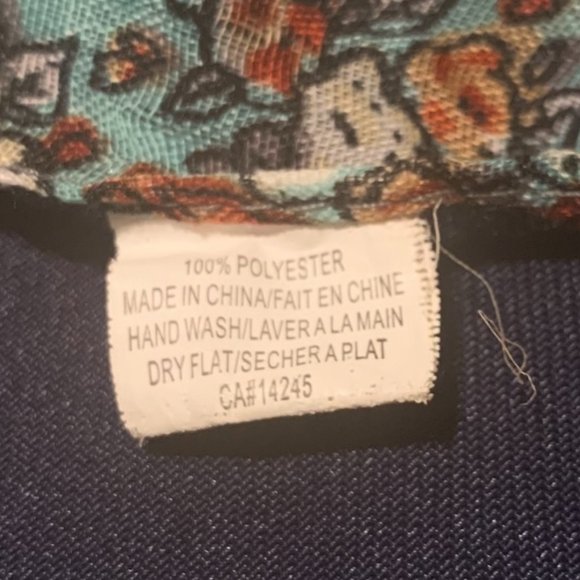 Two Beautiful Casual Wear Scarves/Wraps [2 FOR 1] - Picture 10 of 10